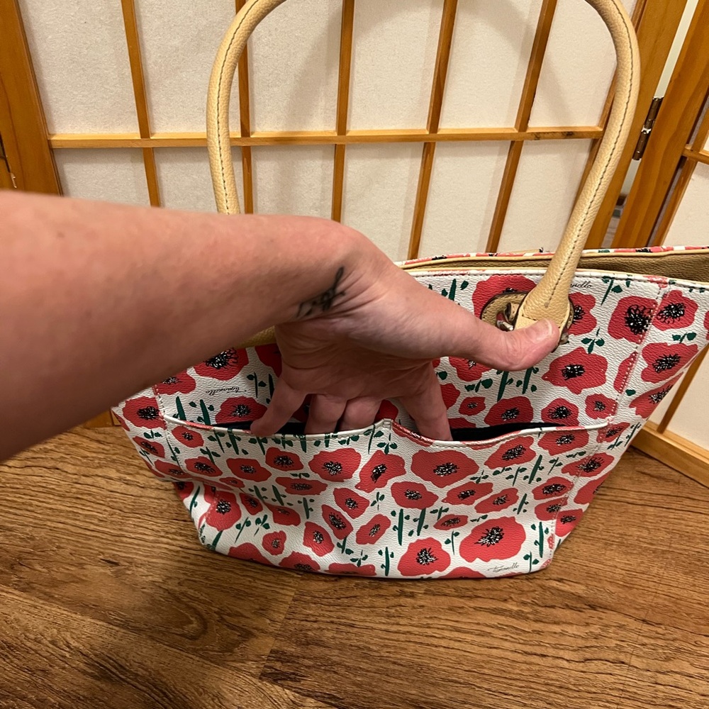 Tignanello Strawberry Poppy
Medium Handbag Tote Bag Purse - Picture 10 of 15